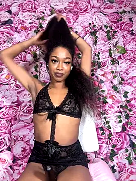 mismialove online show from October 2025 05:52:01 AM