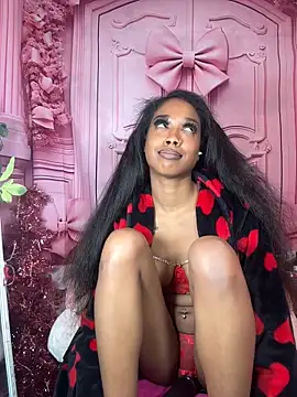 mismialove online show from December 2025 01:33:02 PM