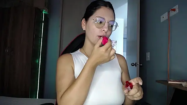 susan smith18 online show from December 2025 02:32:01 PM