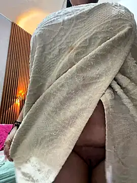 Snapshot of sofia_xxx02 chatting on October 2025 12:07:01 AM sofia xxx02 online show from October 2025 12:07:01 AM