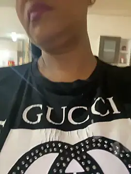 Snapshot of sofia_xxx02 chatting on November 2025 12:05:01 PM sofia xxx02 online show from November 2025 12:05:01 PM