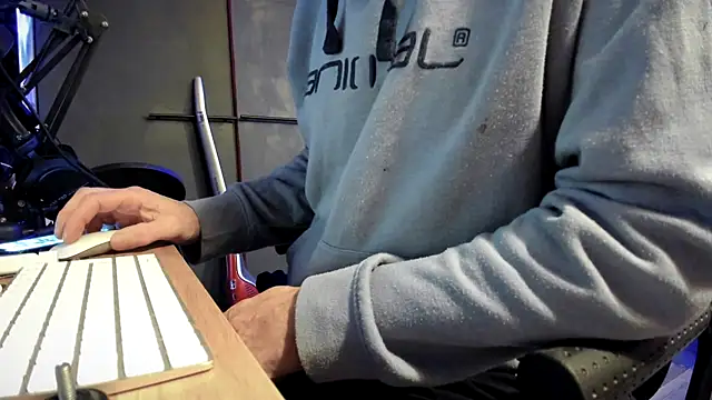 McPherson72 online show from February 2025 03:56:02 AM