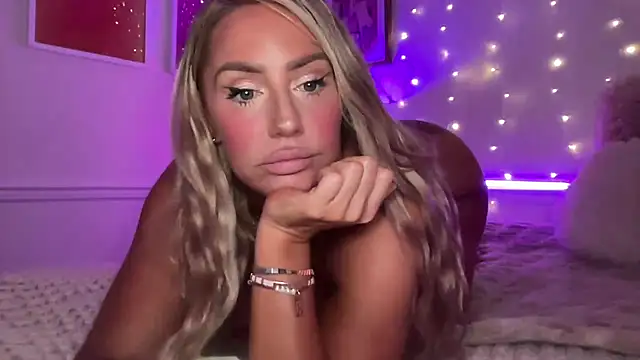 Fitnessbabe69 online show from July 2026 09:20:01 AM