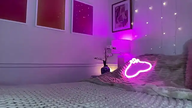 Fitnessbabe69 online show from February 2026 09:06:02 AM