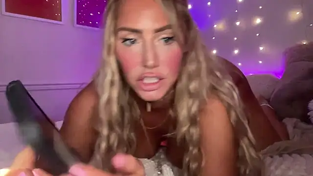 Fitnessbabe69 online show from July 2026 08:23:01 AM