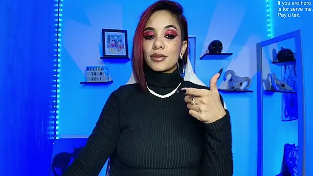 Snapshot of luci_fer_devil chatting on July 2026 12:33:02 AM luci fer devil online show from July 2026 12:33:02 AM