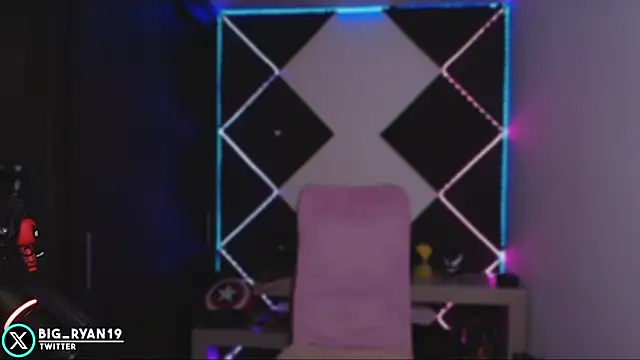 bigryann23 online show from April 2026 09:21:01 PM