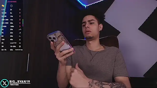 bigryann23 online show from February 2026 04:09:02 AM