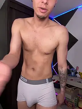 bigryann23 online show from April 2026 01:09:02 AM