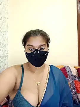 Snapshot of Jasmine_jaaan chatting on June 2026 04:32:01 AM Jasmine jaaan online show from June 2026 04:32:01 AM
